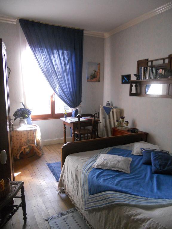 Chambres D'Hotes Des 3 Rois Βερντέν Δωμάτιο φωτογραφία